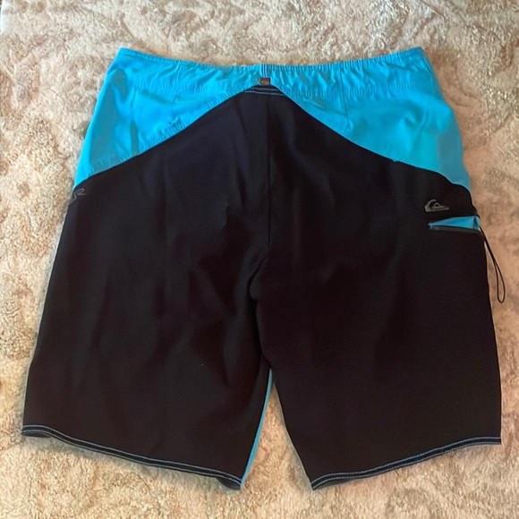 Quicksilver 34 waist Used - Picture 2 of 2